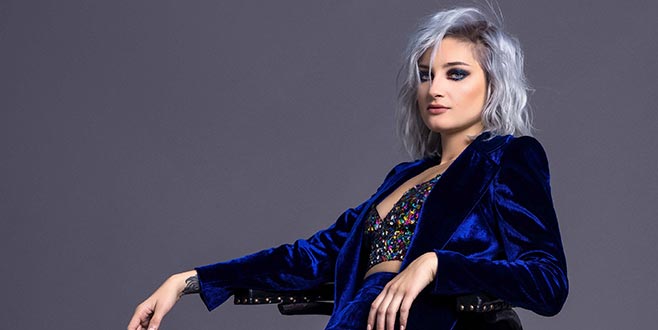 Üreten şarkıcı avantajlı 