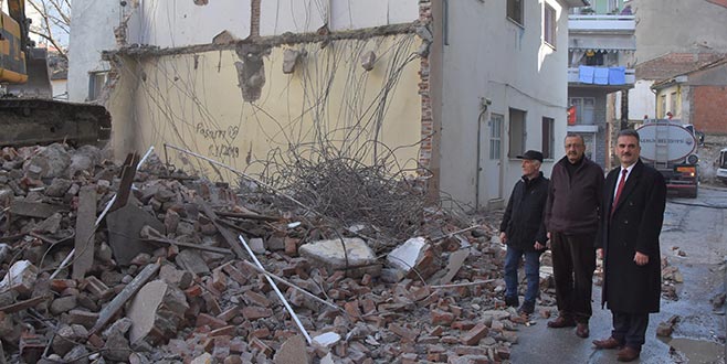 Eski binalar yıkılıyor, Gemlik nefes alıyor