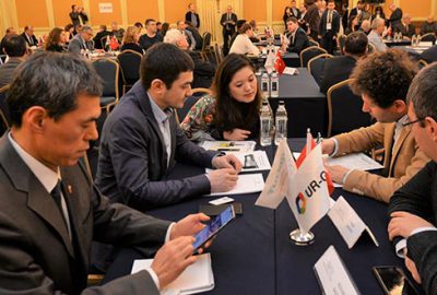 Ruslarla bir günde 400 iş görüşmesi