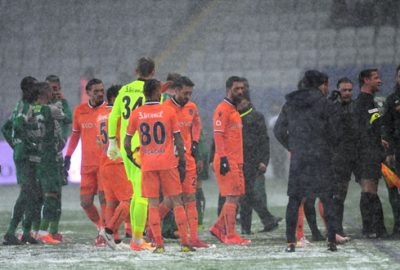 Bursaspor duyurdu: Maç bu akşam oynanacak mı?