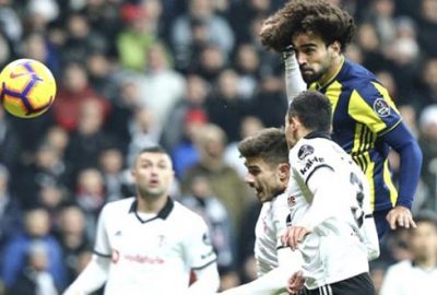 Ünlü oyuncu maç sırasında gözyaşlarına hakim olamadı!