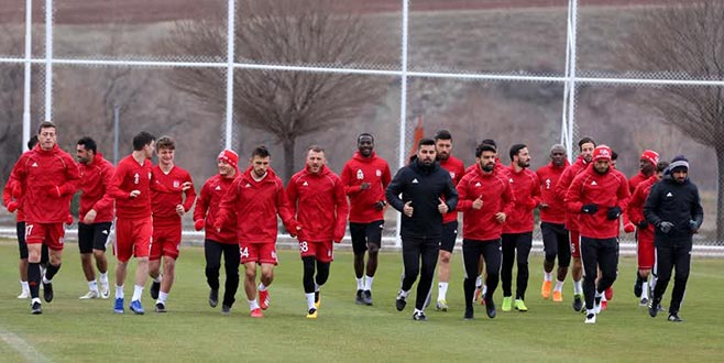 Sivas taktik çalıştı