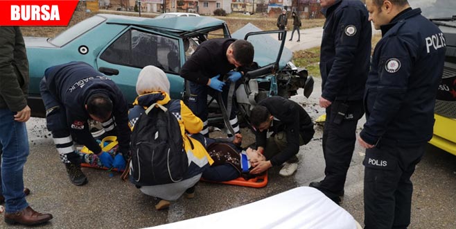 Kazadan acı haber.. 8 aylık hamile kadın bebeğini kaybetti Kazadan acı haber.. 8 aylık hamile kadın bebeğini kaybetti