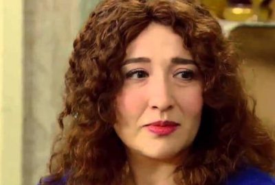 Seksenler’in Nazlı’sı, boyu kadar oğluyla şaşırtıyor!