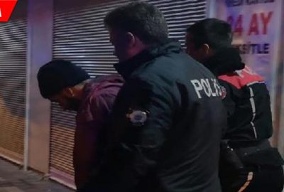 Çatıdan girdi, dolapta yakalandı