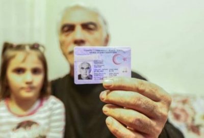 Reyting rekorları kıran dizi bunu da yaptırdı, soyadını bir kalemde sildi