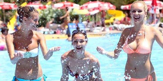 Rus turist sayısı 6 milyonu geçecek