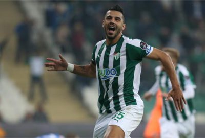 Gol yükü orta sahadan