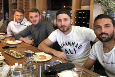 Serbest günde kahvaltıda buluştular