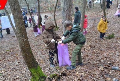 Minik öğrencilerden çevre dersi