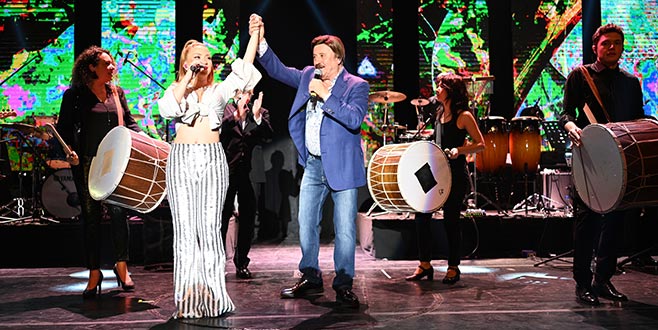 Selami Şahin’den Eskimeyen Şarkılar