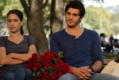 Dizi dünyası bu iddiayı konuşuyor! Sette kriz çıktı