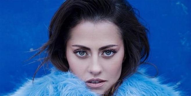 Derya Uluğ’dan takipçisine ‘ofsayt’ ayarı!