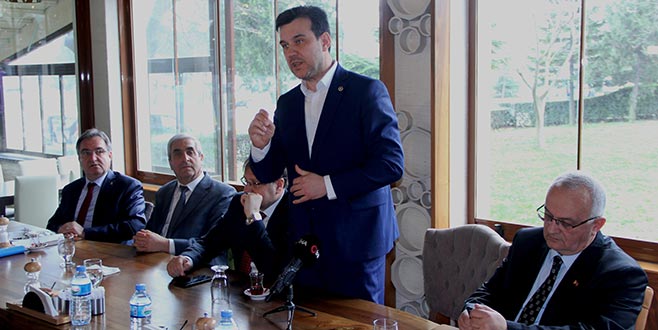 Esgin: Biz siyasetten millete hizmeti anlıyoruz Esgin: Biz siyasetten millete hizmeti anlıyoruz