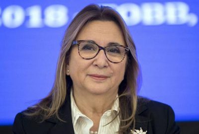 Bakan Pekcan’dan kadınlara ‘cam tavanı kırın’ çağrısı