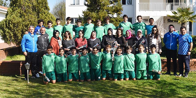 Minik kramponlardan ‘Kadınlar Günü’ jesti