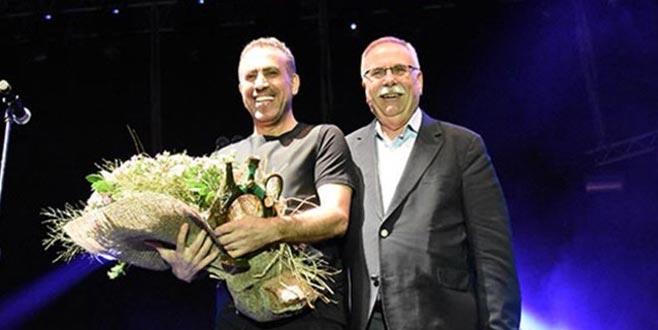 Haluk Levent’ten alkışlanacak hareket Haluk Levent’ten alkışlanacak hareket