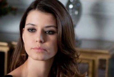 Beren Saat’in garsonlardan isteği şaşırttı!