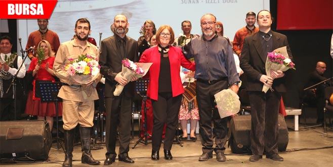 Tiyatral konser 1915’e götürdü