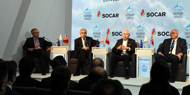 Uludağ Ekonomi Zirvesi başladı Uludağ Ekonomi Zirvesi başladı