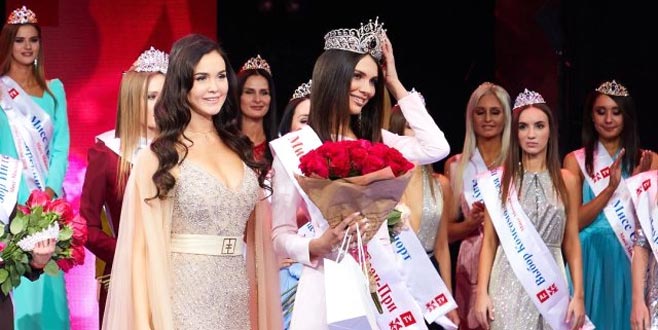 Birinci olan güzelin tacı geri alındı, nedeni ise şaşırttı