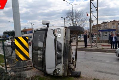 Takla atan araçtan sağ çıktılar