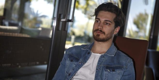 Oyunculuk eğitimi için gitmişti, bambaşka bir iş yapacak