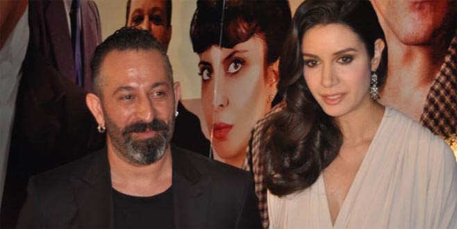 Cem Yılmaz’dan boşanan Ahu Yağtu aradığı aşkı buldu! Sevgilisi ‘seni arzuluyorum’ diyerek duyurdu