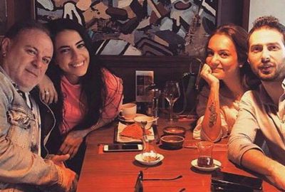 Eski eşler yeni sevgilileriyle birlikte aynı masada!