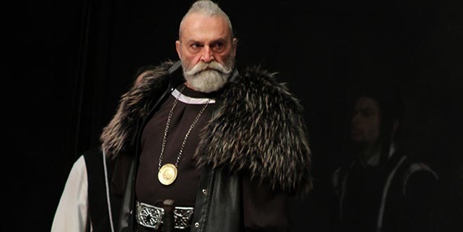 Bursa’da Kral Lear kuyruğu