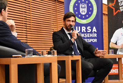 Bursaspor’un şampiyon kaptanı gençlerle buluştu