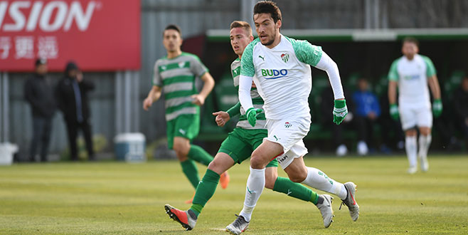 Bursaspor, U21 takımıyla yenişemedi: 2-2