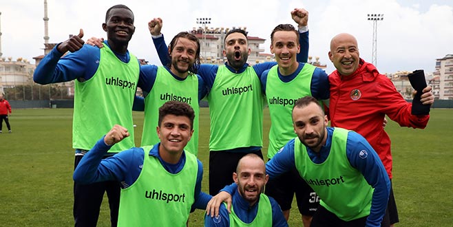 Alanyaspor eksik çalışıyor