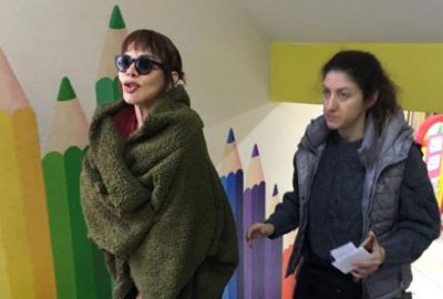 Ünlü sanatçı, oy kullanmak için gittiği okulda eli boş döndü