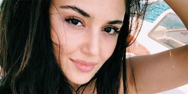 Ensesine dövme yaptırdı 