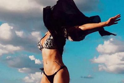 Avlu’dan ayrılan ünlü oyuncu cesur pozlarıyla dikkat çekiyor