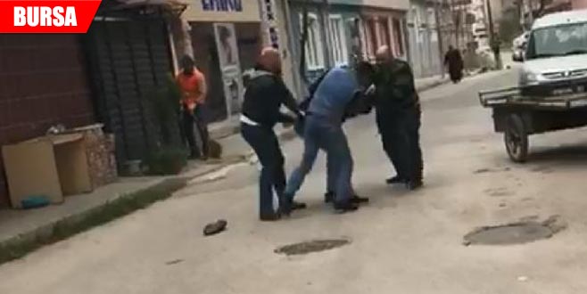 İşyerine ateş açınca canını zor kurtardı! O anlar kamerada… İşyerine ateş açınca canını zor kurtardı! O anlar kamerada…