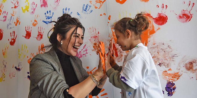 Otistik çocuklarla bir arada