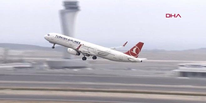 Taşınma sonrası İstanbul Havalimanı’ndan ilk uçak havalandı