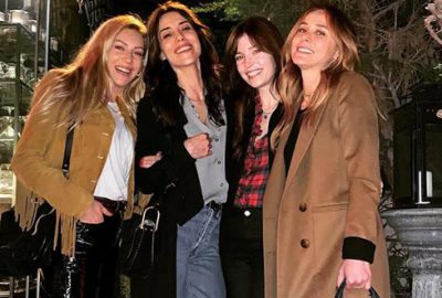 Ünlü dostların keyifli gecesi