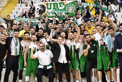 Bursaspor Basketbol’un Manisa’da şampiyonluk coşkusu