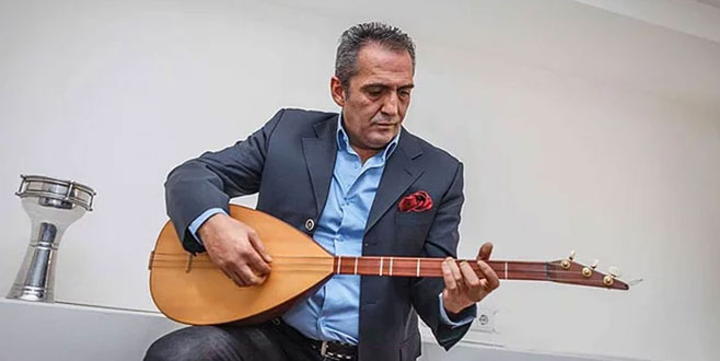 Hayatının filmini çekecek