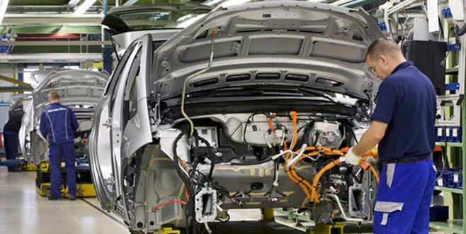 Otomotiv dünya genelinde fren yaptı