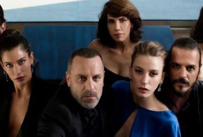 Fi dizisi oyuncusu Yasak Elma kadrosunda!