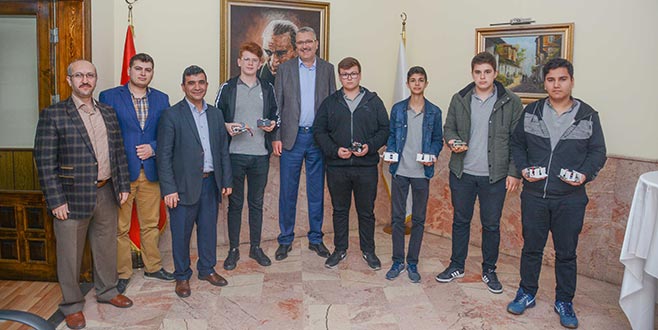 Liseden ‘uluslararası’ adım Liseden ‘uluslararası’ adım