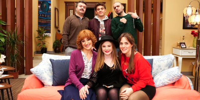 TV8’den flaş karar! Sevilen dizinin akıbeti belli oldu