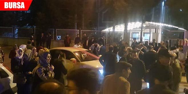 Düğünde ortalık karıştı: Yaralılar var Düğünde ortalık karıştı: Yaralılar var