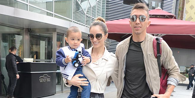 Derbi stresini ailesi ile attı