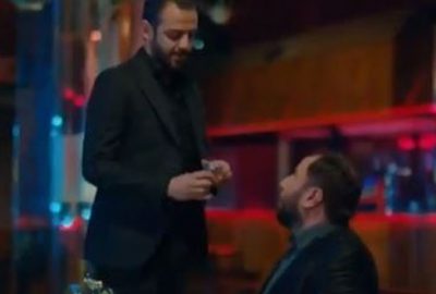 Reklam uğruna sakalları gidince fenomen diziyi izleyici topa tuttu!