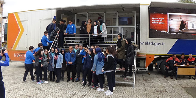 Depremi böyle yaşadılar Depremi böyle yaşadılar